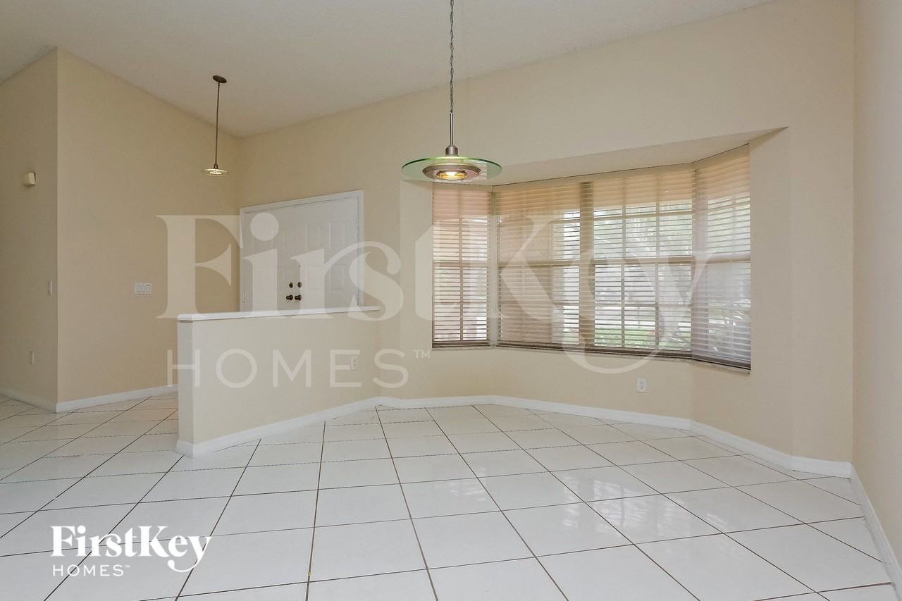 19340 Nwstreet - Photo 5 of 15