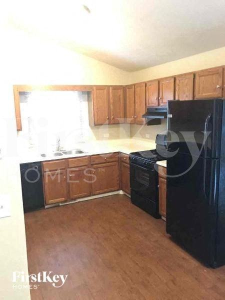 1917 Joanna Ave - Photo 5 of 10