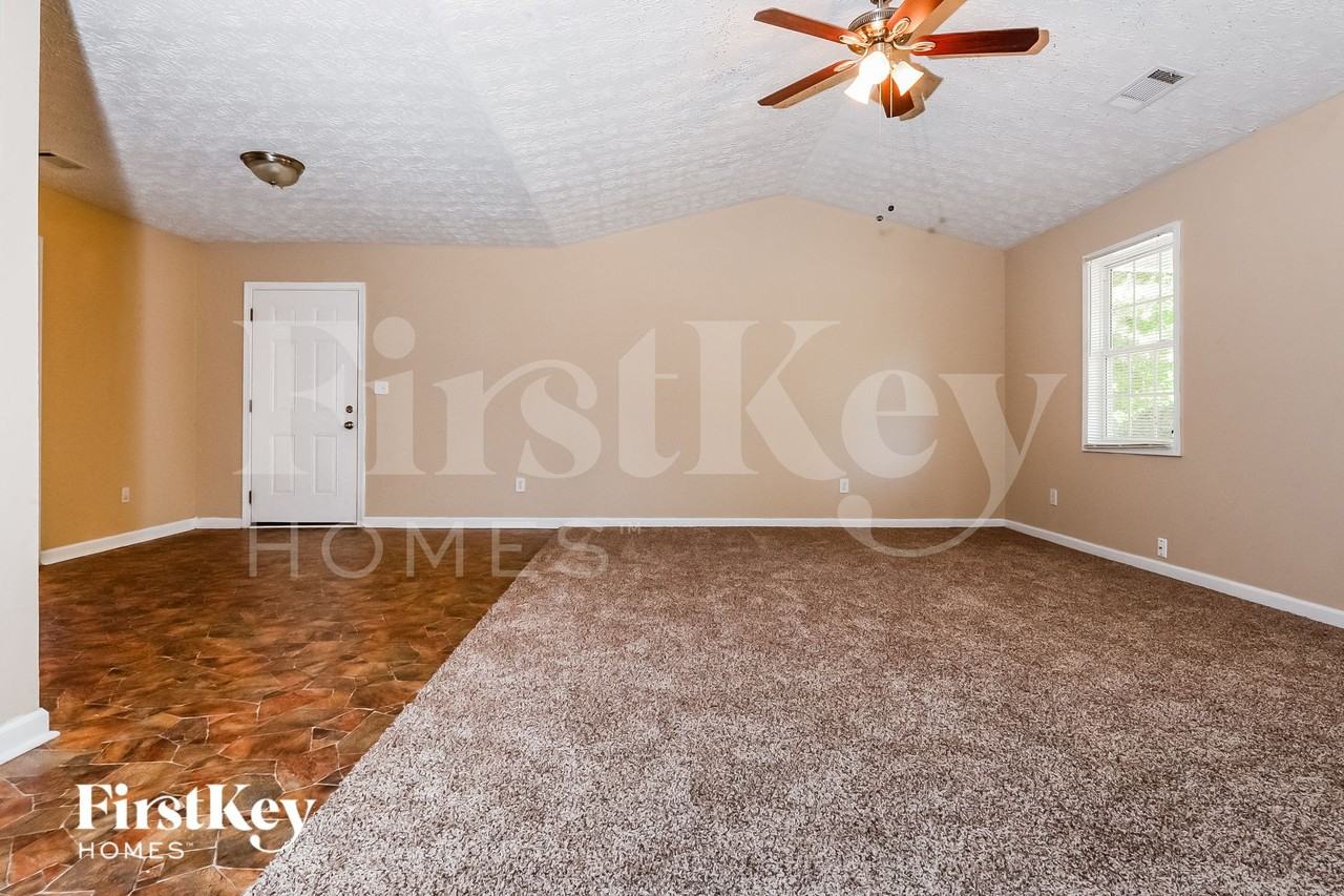 175 Whitehead Drive - Photo 3 of 15