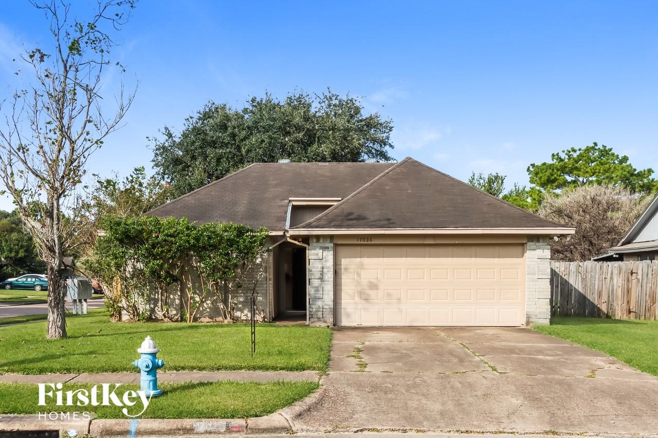 17026 Enchanted Circle East