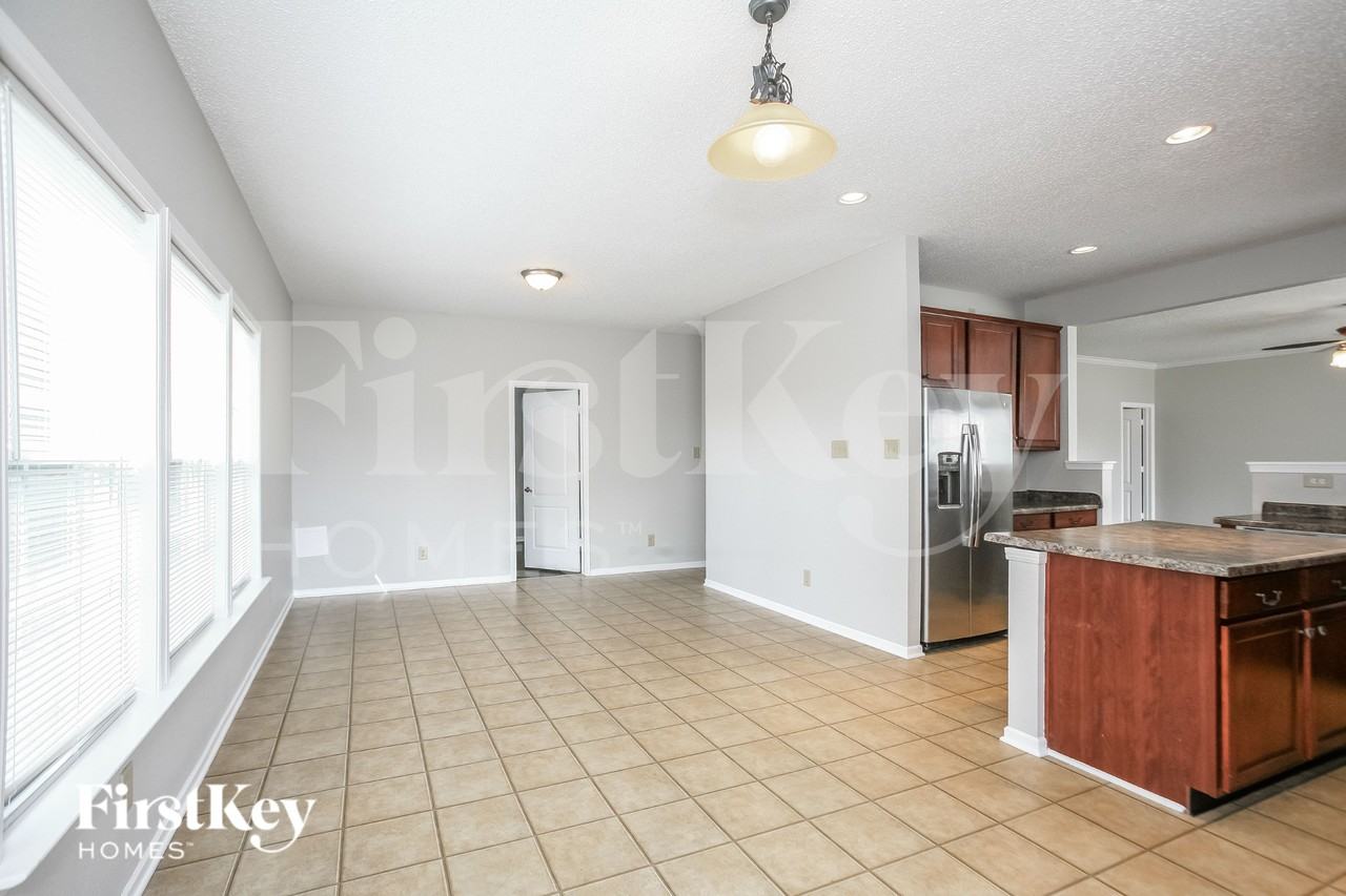 15238 Radiance Dr - Photo 5 of 16