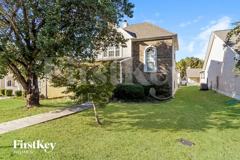 140 Warwick Cir - Photo 1 of 1