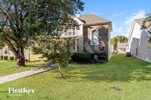 featured image of 140 Warwick Circle