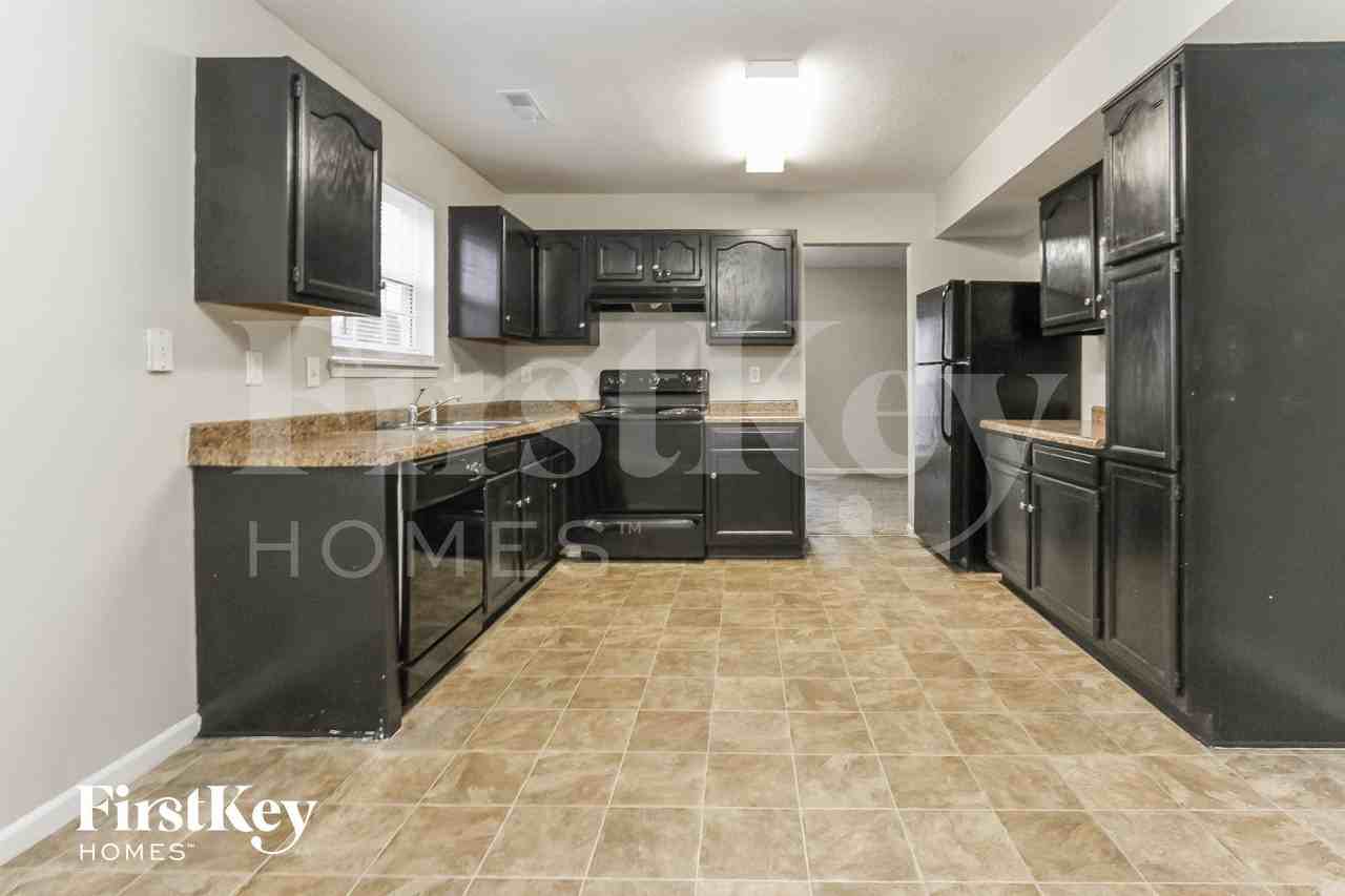 1394 Osprey Way - Photo 5 of 15