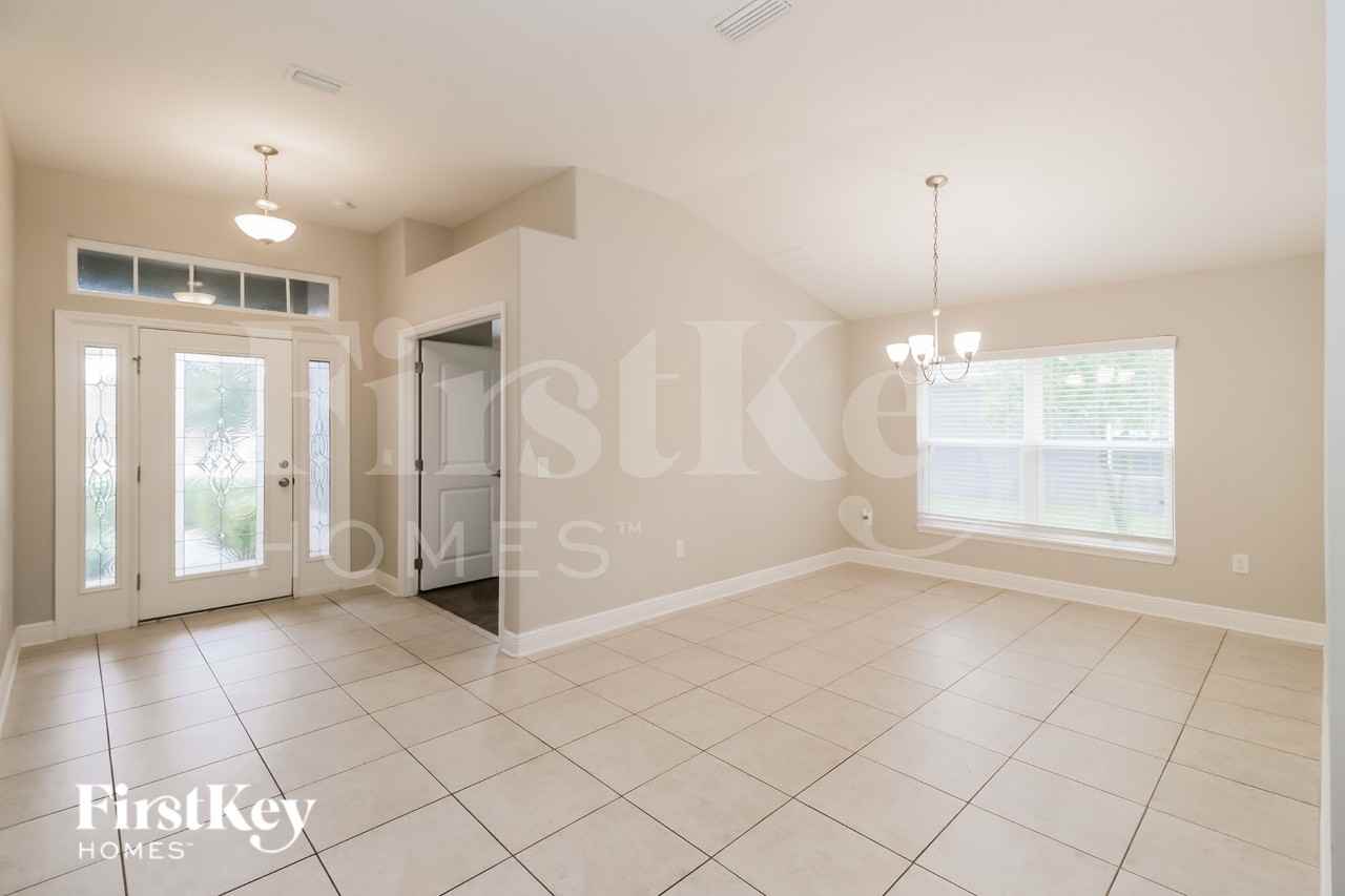 13546 Niti Dr - Photo 3 of 15