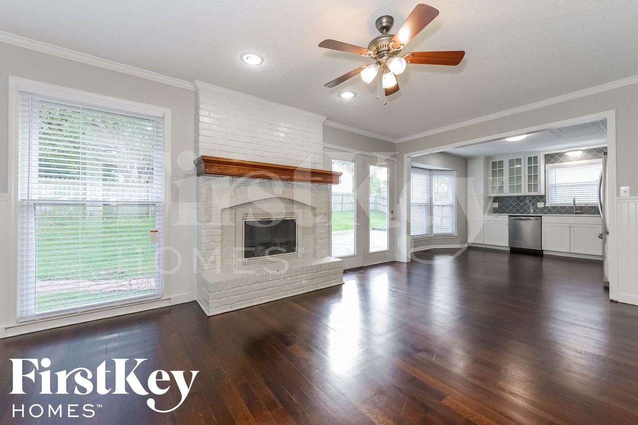 1333 Southwest 21st Street - Photo 6 of 14