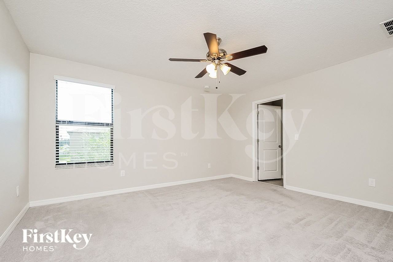 12702 Hampton Hill Dr - Photo 7 of 15