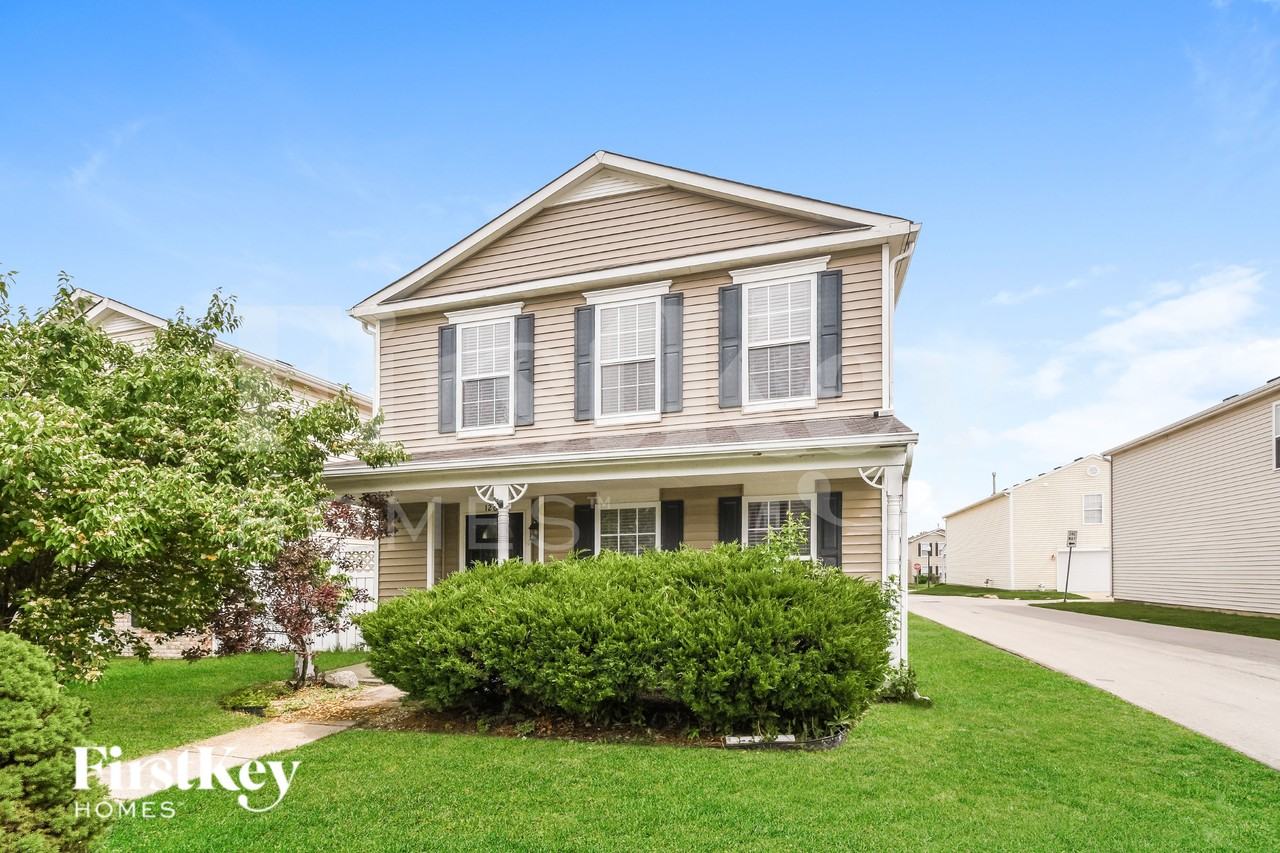 12663 Republic Dr - Photo 2 of 18