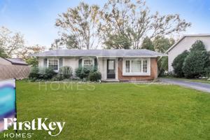 featured image of 125 South Orchard Drive