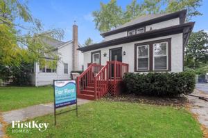 featured image of 125 South Fordham Avenue