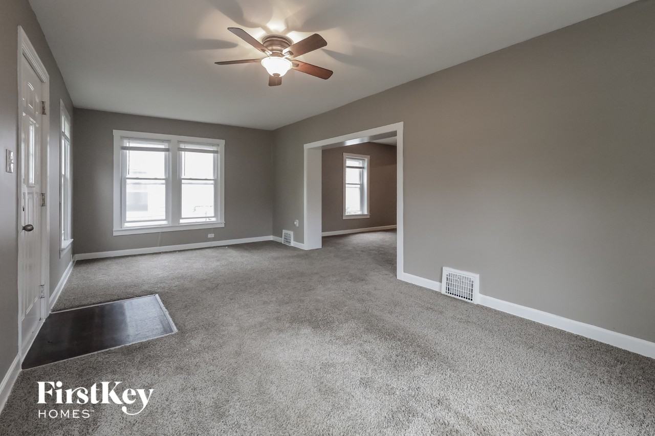 125 S Fordham Ave - Photo 6 of 15