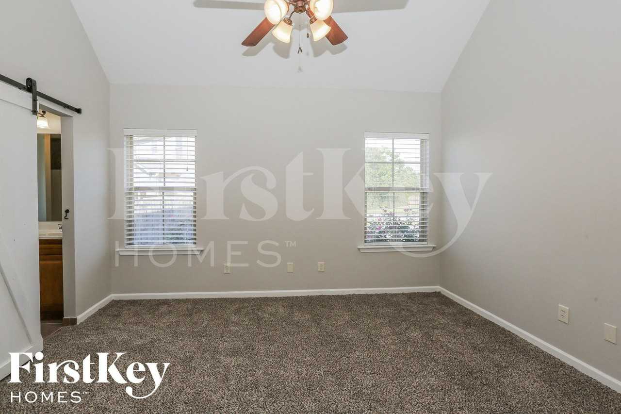 120 Ridgecrest Rd - Photo 7 of 15