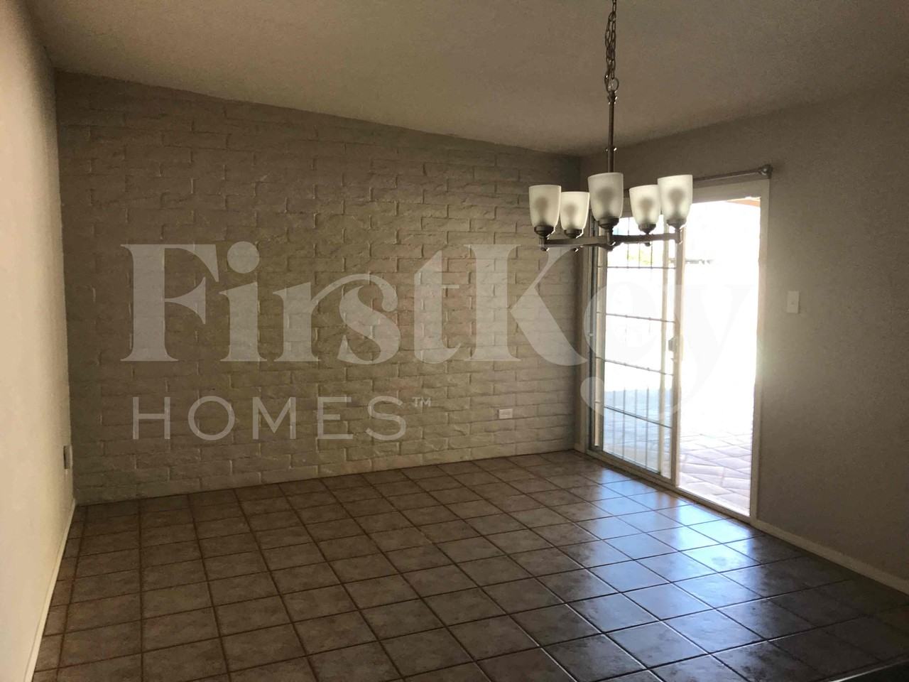 1158 E Concorda Dr - Photo 3 of 12