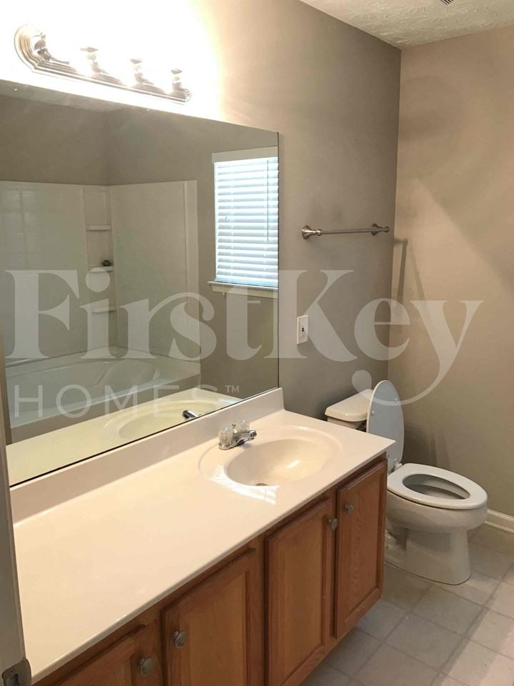 114 Ellis Northeast Drive - Photo 7 of 16