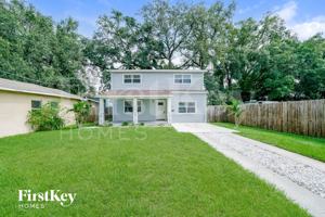 featured image of 113 West Violet Street