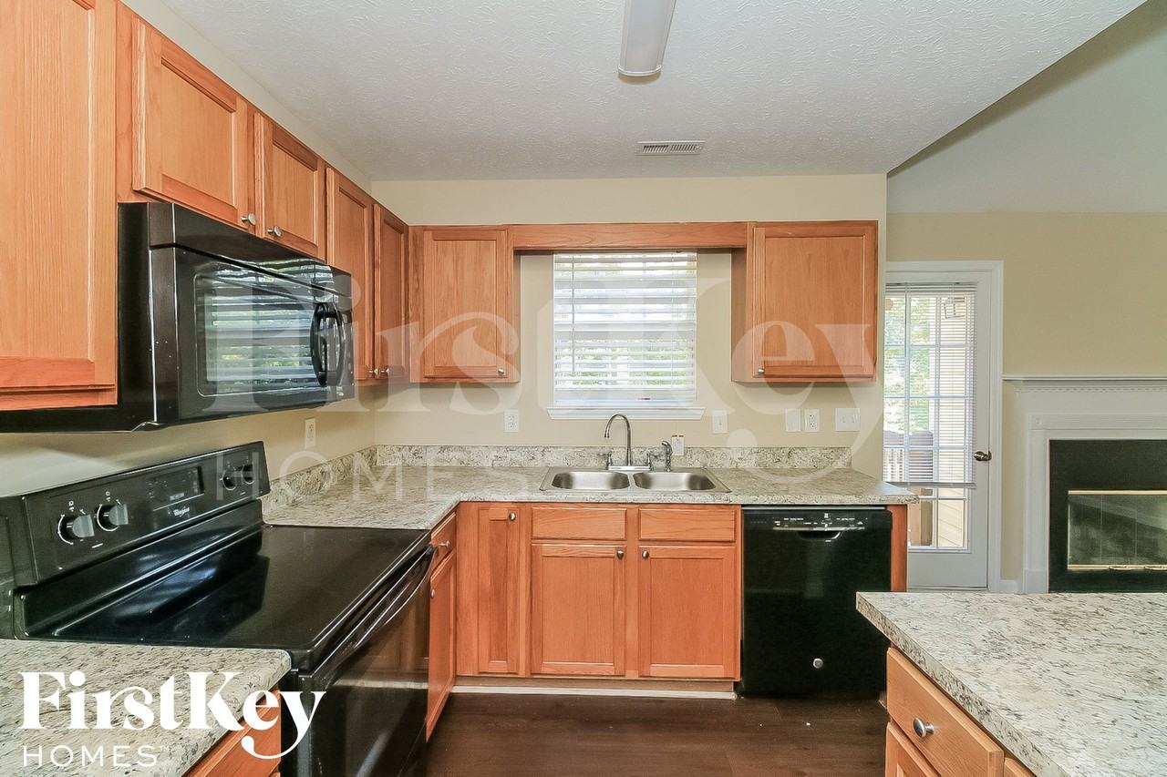 109 Manx Dr - Photo 5 of 13