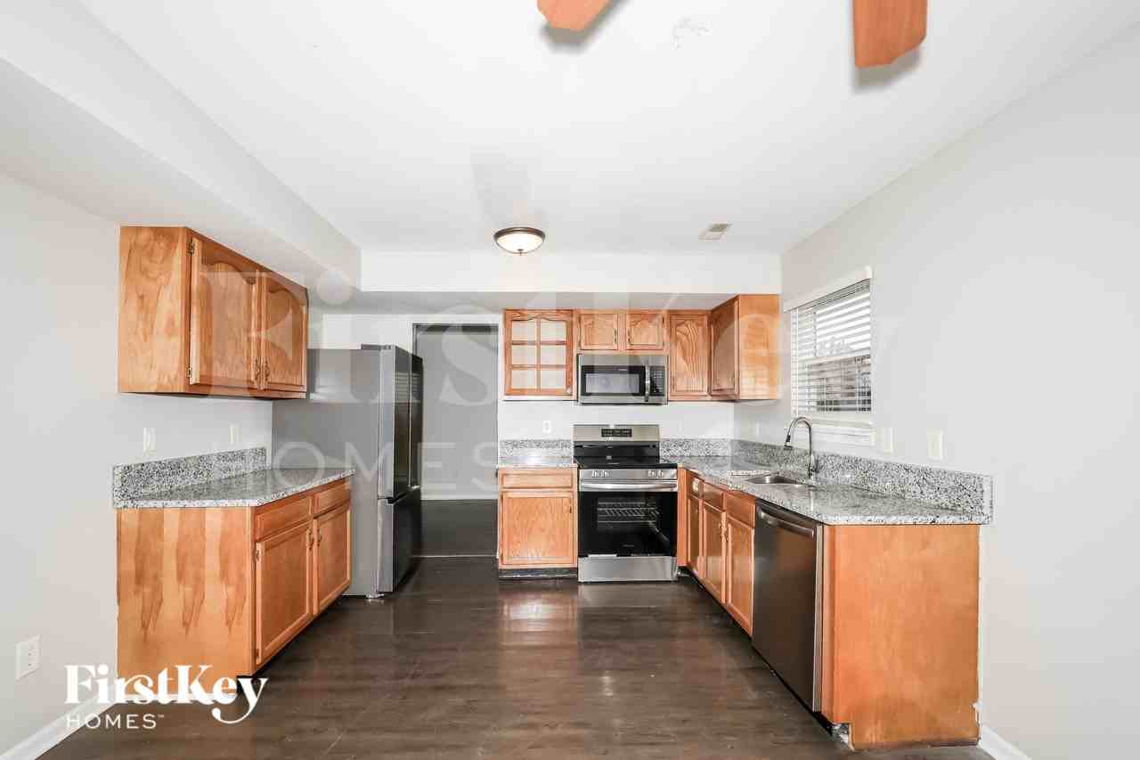 10428 Hornton Street - Photo 6 of 19