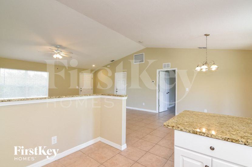 10371 Grail Ave - Photo 7 of 15