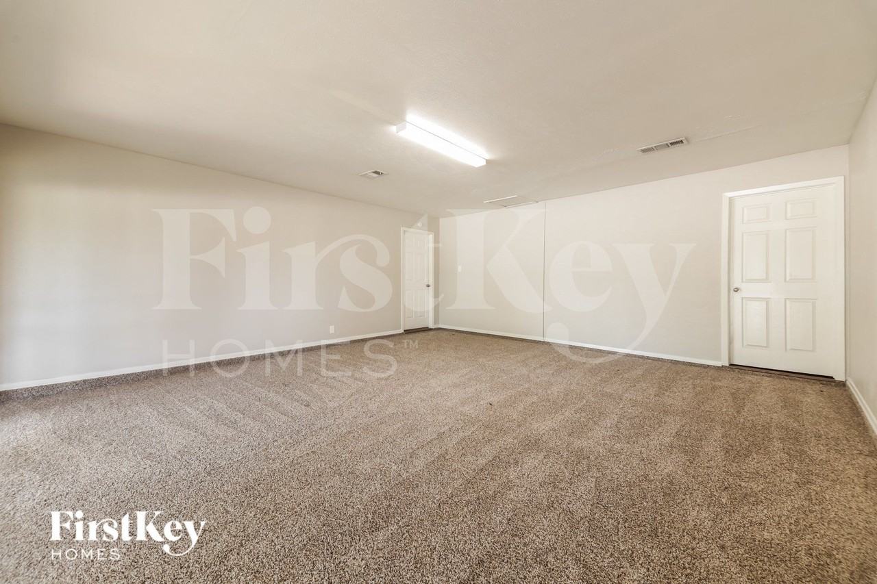 101 Sesame Dr - Photo 3 of 16