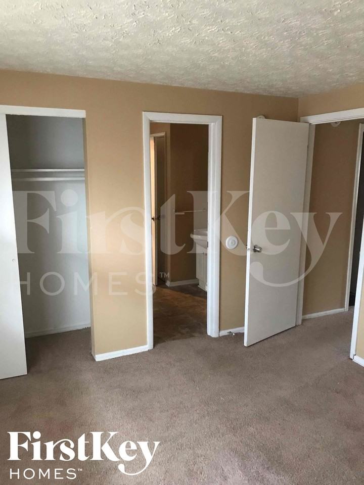 10019 Catalina Dr - Photo 7 of 11