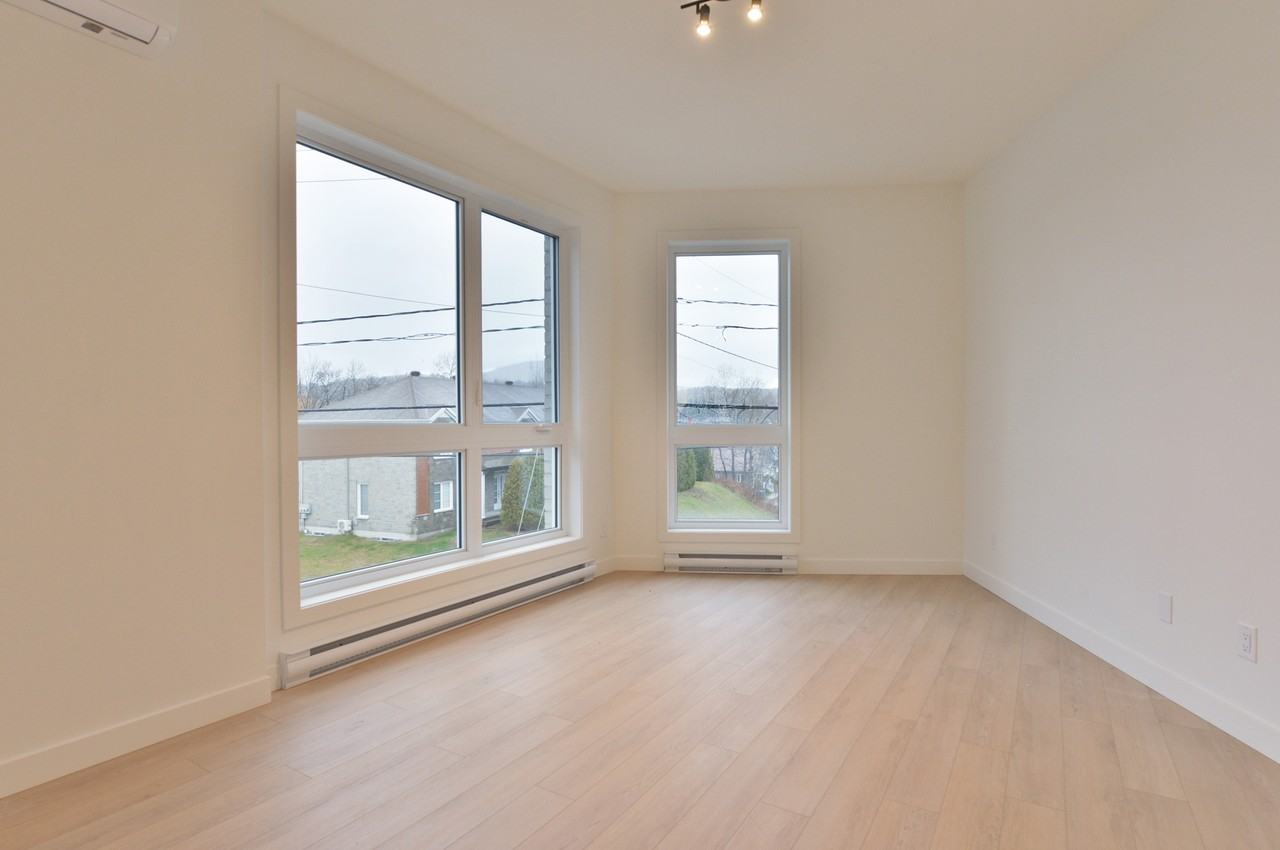 1310 Rue de la Monère - Photo 4 of 15