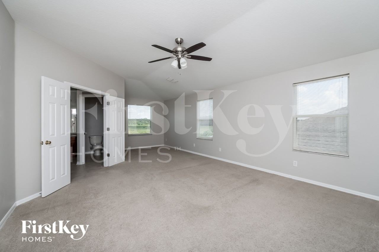 10748 Pictorial Park Dr - Photo 6 of 15