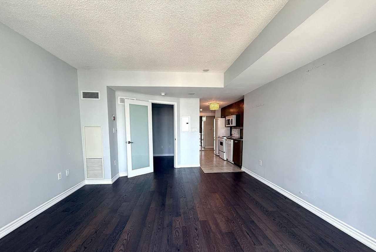 11 Brunel Court - Photo 5 of 32