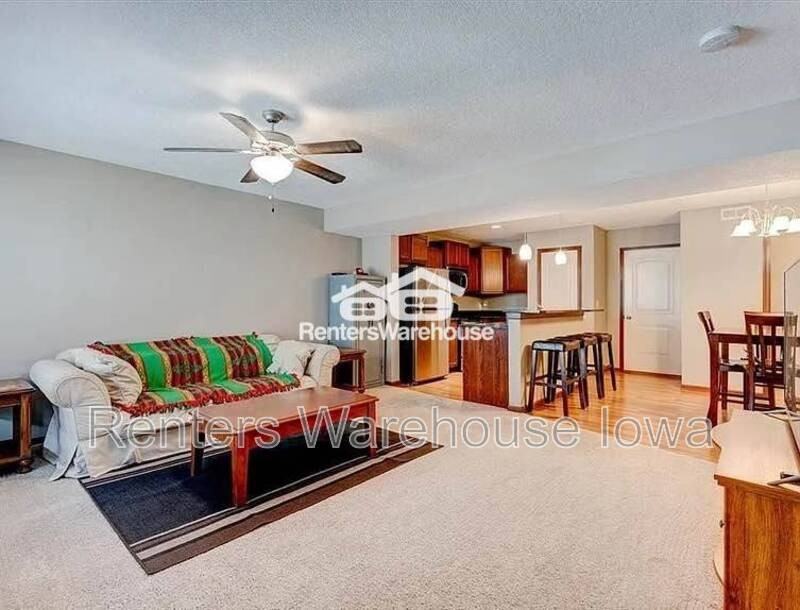 1207 Ne 7th Ln - Photo 3 of 19