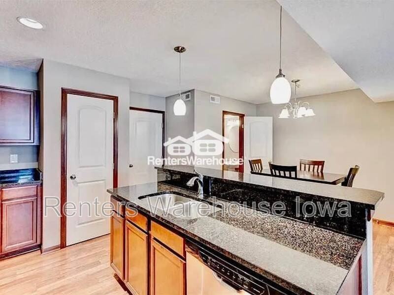 1207 Ne 7th Ln - Photo 6 of 19