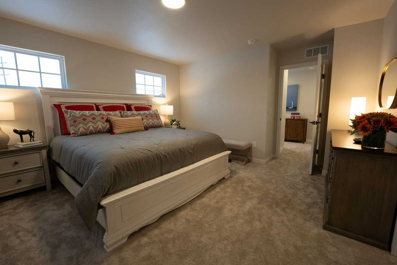 Liv East Bay - Photo 6 of 22