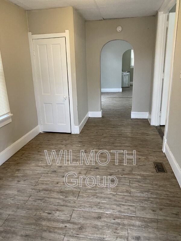 2838 Boulevard Pl - Photo 3 of 19