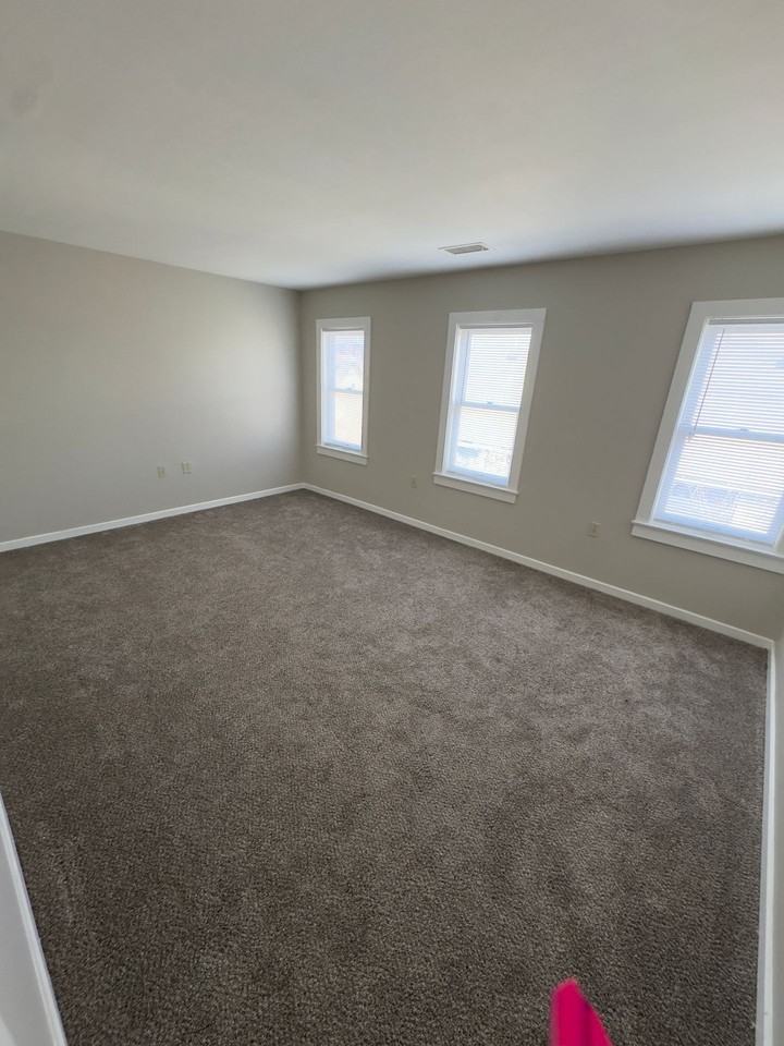 550 Fletcher Ave - Photo 7 of 14