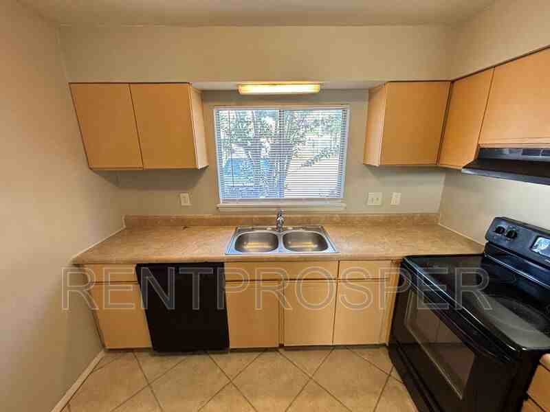 4207 Semoran Boulevard #9 - Photo 4 of 21