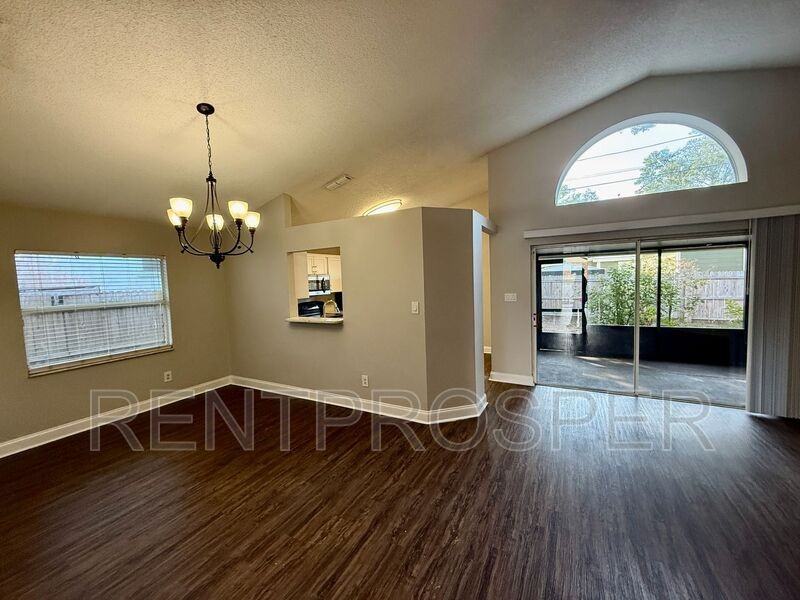 9503 Rosewalk Ct - Photo 2 of 24