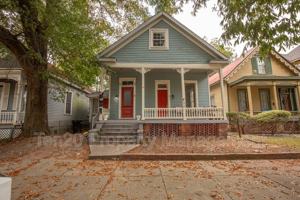 featured image of 811 3rd Avenue #1