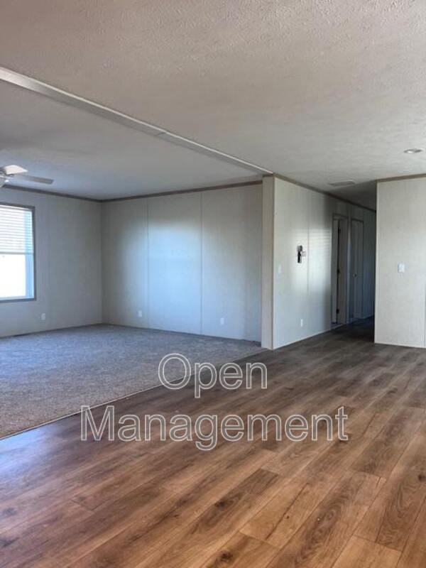 2301 Southwest Oralabor Road - Photo 5 of 10