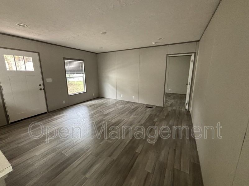 356 Bayhead Drive - Photo 7 of 13