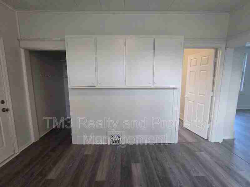 819 N 9th St - Photo 6 of 25