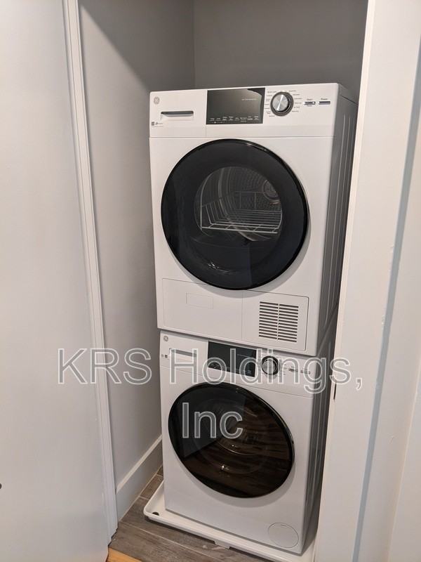 306 N Road St #228 - Photo 4 of 14