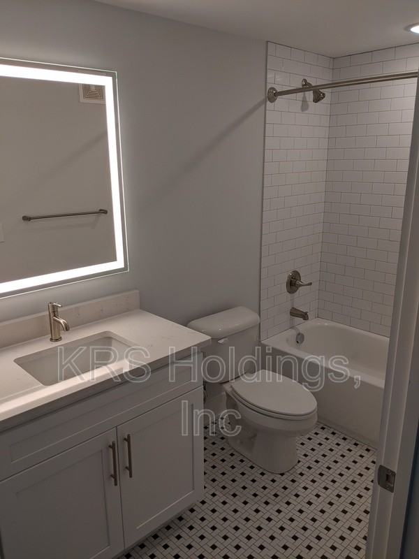 306 N Road St #228 - Photo 6 of 14