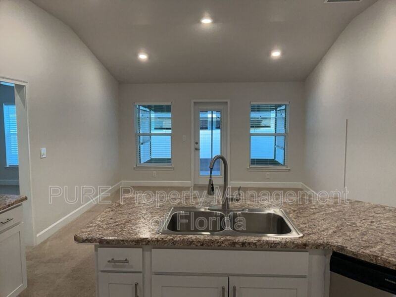 4582 Se 25th Loop - Photo 3 of 50