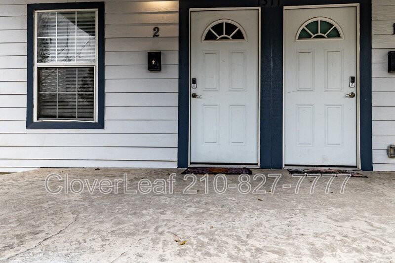 1317 West French Place #2