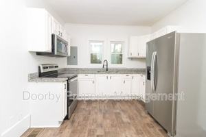 featured image of 1123 Lang Street Southeast