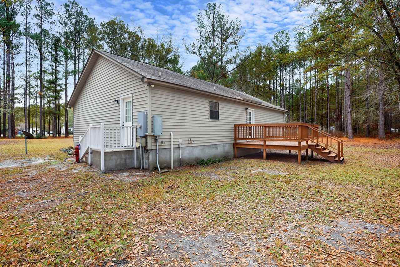 225 Palomino Dr - Photo 7 of 32