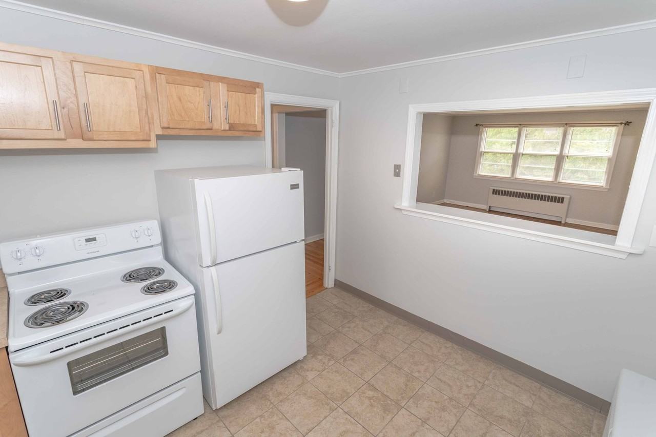 Boulevard & Vera - Photo 3 of 36