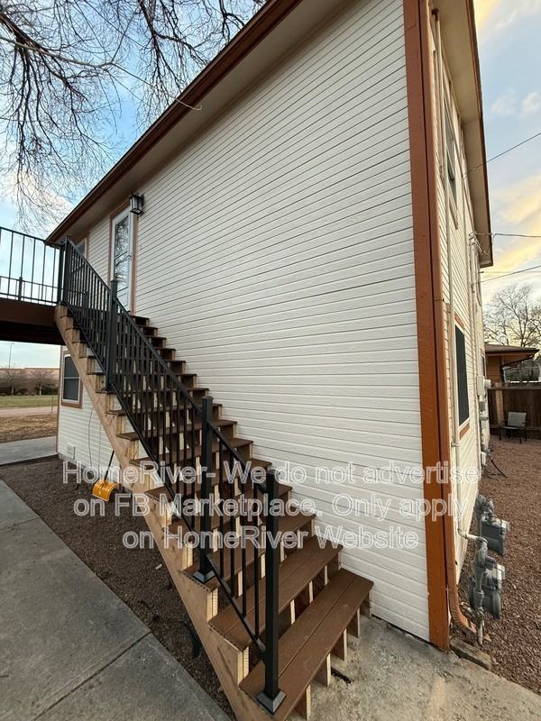 2024 Cooper Ave #B - Photo 4 of 8