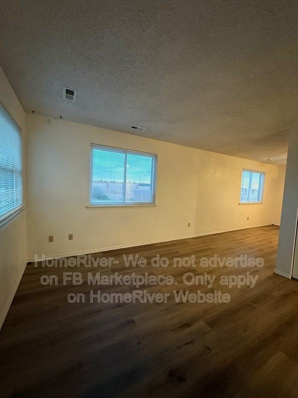 2024 Cooper Ave #B - Photo 5 of 8