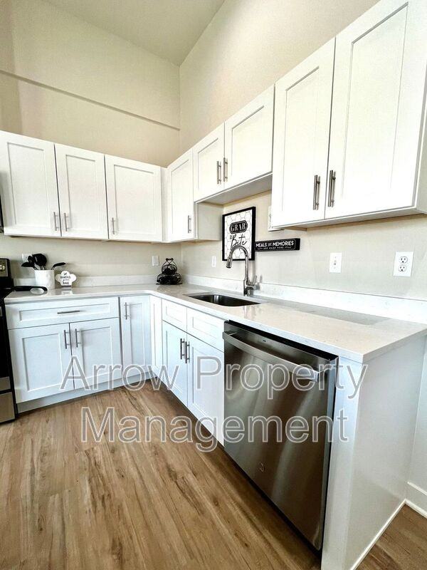 1067 North Claude Road #40 - Photo 6 of 40