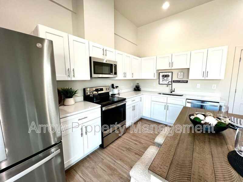 1067 North Claude Road #40 - Photo 7 of 40