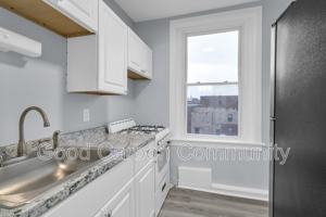 featured image of 131 Allen St #14